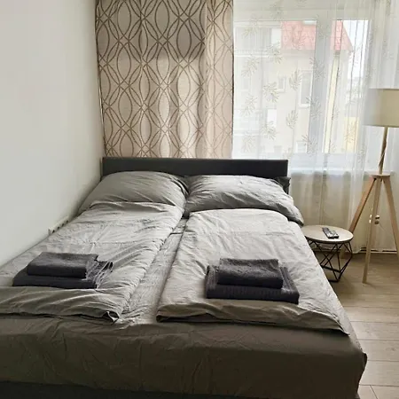 Apartament Stylish Near Airport & Train Schwechat
